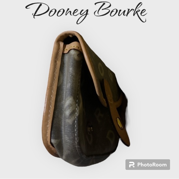 COPY - Dooney & Bourke Leather Brown Wristlet - Picture 4 of 9